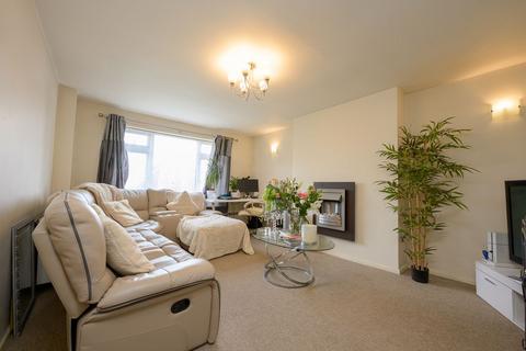 2 bedroom maisonette to rent, Brookfield Gardens, Over Ross Street, Ross-on-Wye