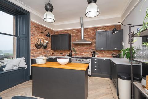 Upper Gowrie House Broich Terrace, Crieff, PH7 3BD