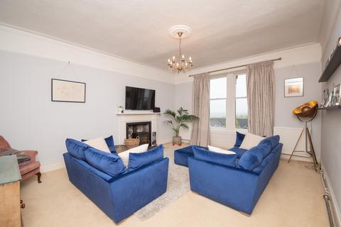 Upper Gowrie House Broich Terrace, Crieff, PH7 3BD