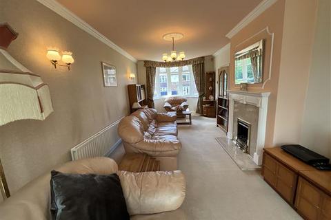 79 Clifton Crescent, Sheffield, S9 4BD