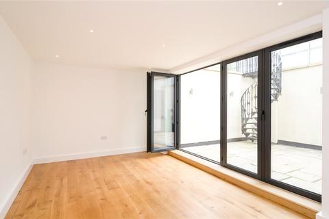 2 Kestrel Close, Cheltenham, GL53 0LQ