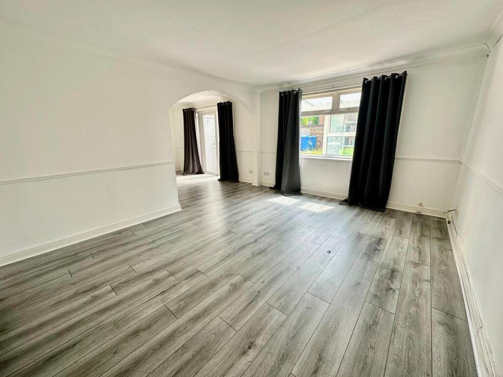 Medway, Medway, Tamworth... 3 bed terraced house £125,000