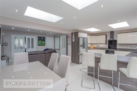 3 bedroom detached house for sale - Richmond Close, Burnedge, Rochdale, Greater Manchester, OL16