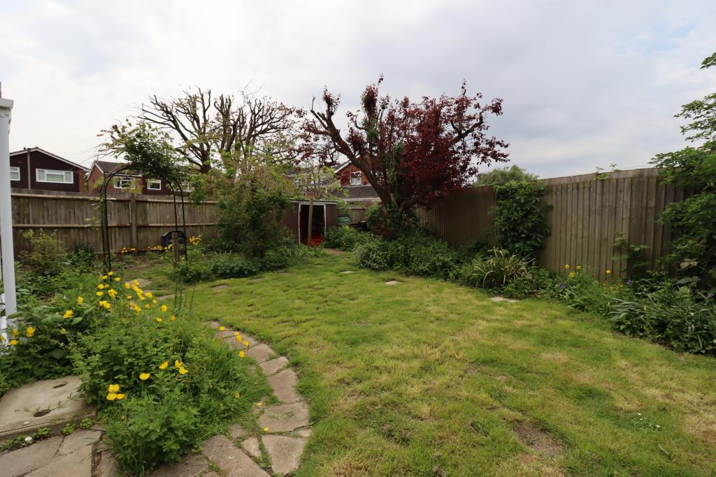 2 Temple close back garden