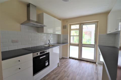 3 bedroom detached house to rent, Temple Close, Bletchley