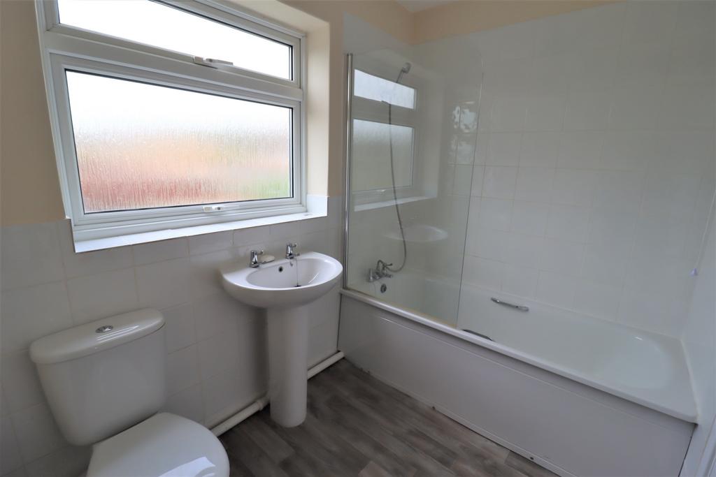 2 Temple close bath