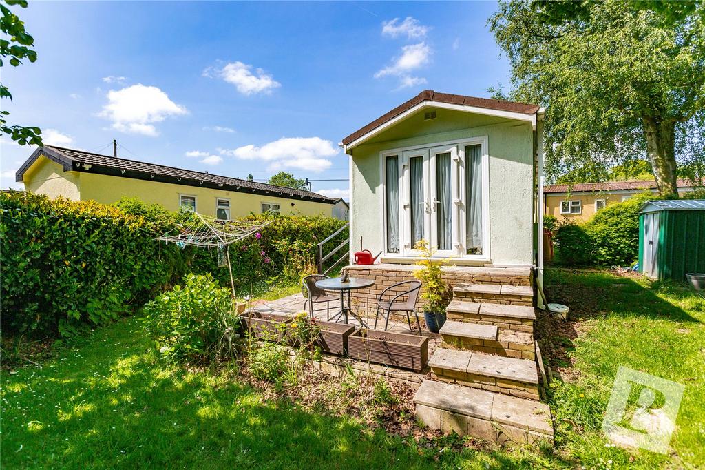 Temple Grove Park, Bakers Lane, West Hanningfield, Chelmsford, CM2 1