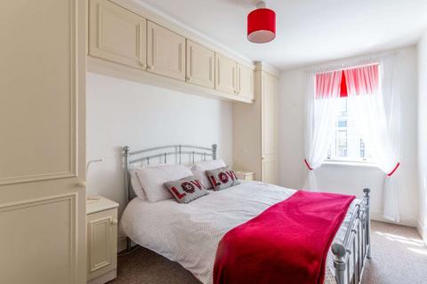 undefined, 2961L Potterrow, Edinburgh, EH8 9BT