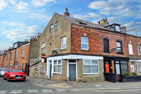3 bedroom terraced house for sale, Hoxton Road, Scarborough, North Yorkshire, YO12