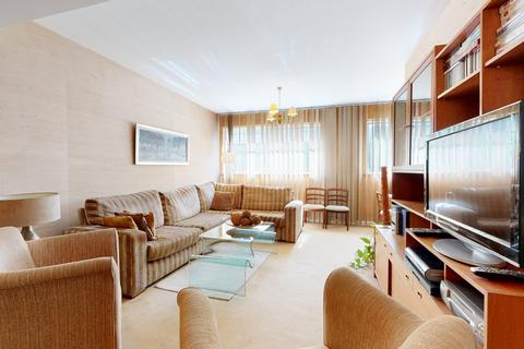 1 bedroom apartment for sale, Oak Lodge Close, Stanmore, HA7