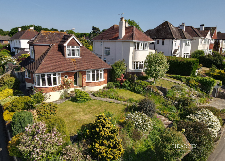 Oakley Hill, Wimborne, BH21 1QH 3 bed chalet for sale £585,000