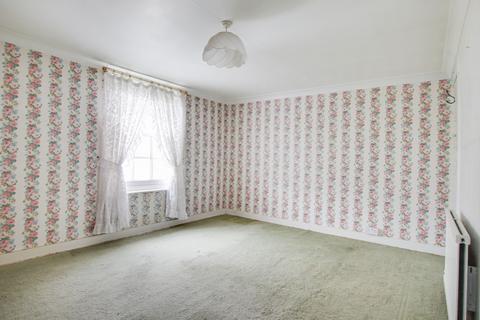 12 Adelaide Gardens, Ramsgate, CT11 9HH