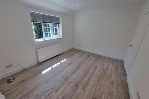 2 bedroom flat to rent, Derby Lodge, East End Road, N3