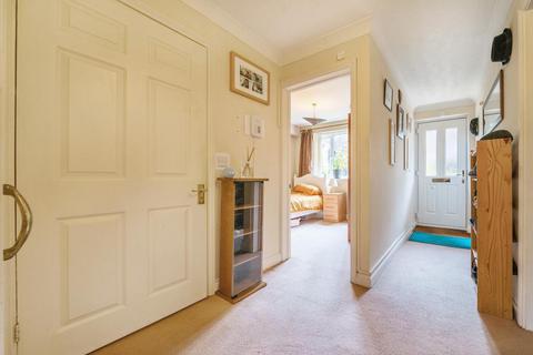 2 bedroom retirement property for sale, Watermill Court,  Woolhampton,  RG7