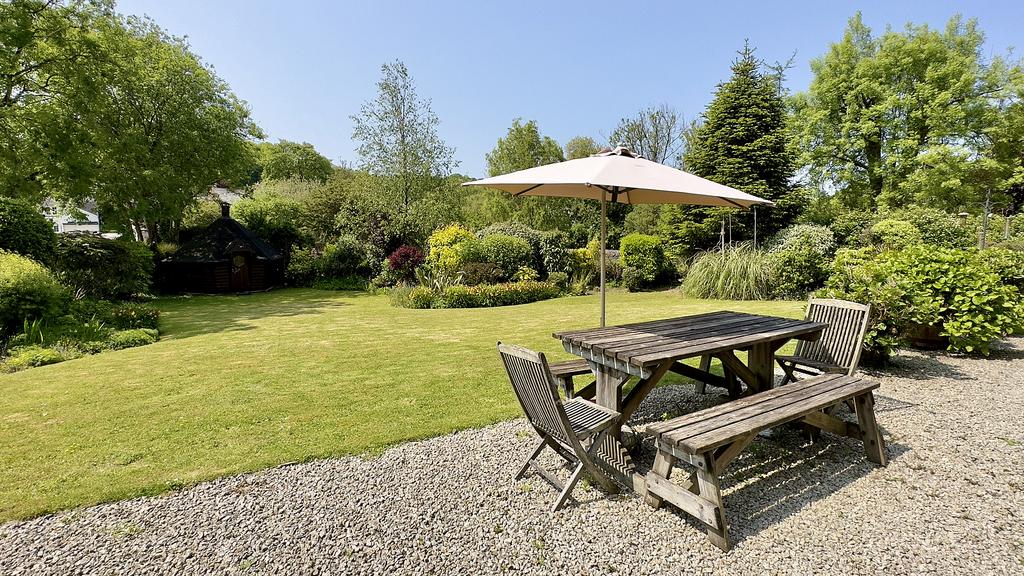 Sladesbridge, Wadebridge, Wadebridge 3 bed house for sale £650,000