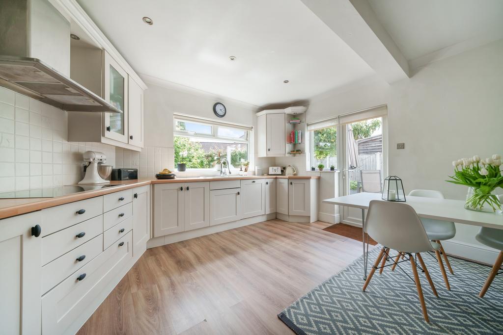 Great North Road, New 4 bed semidetached house for sale £830,000