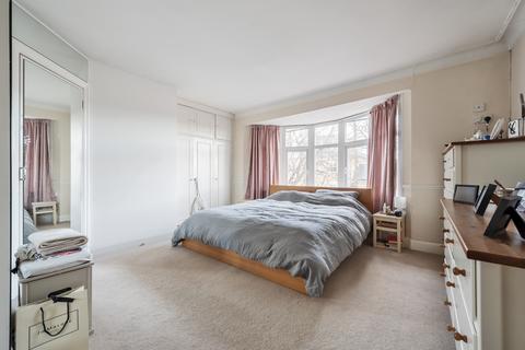 4 bedroom detached house for sale, Gloucester Road, Barnet, EN5