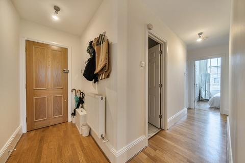 3 bedroom apartment for sale, Royal Drive, Southgate, London, N11