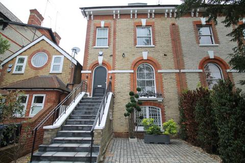 5 bedroom semi-detached house for sale, Station Road, Barnet, New Barnet, Hertfordshire, EN5