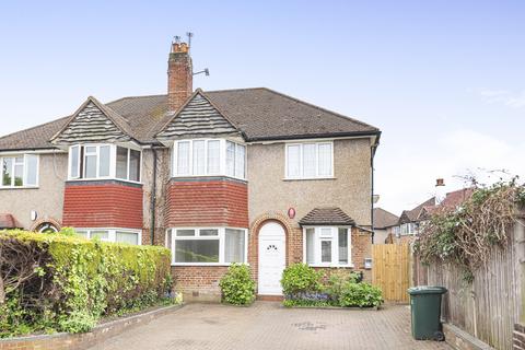 65 Torrington Park, London, N12 9PN