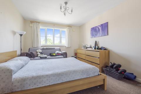 13 Alice Close, New Barnet, Barnet, EN5 1PB