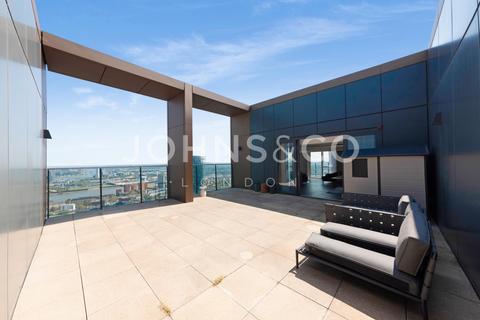 3 bedroom penthouse to rent, Maine Tower, Canary Wharf, London, E14