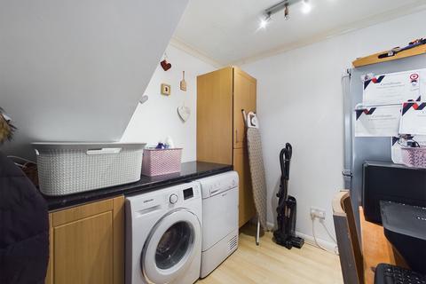 3 Ashleworth Gardens, Quedgeley, Gloucester, GL2 4WU