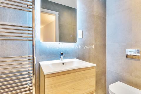 2 bedroom apartment to rent - Red Post Hill London SE24