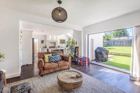 12 Forest Ridge, Beckenham, BR3 3NH