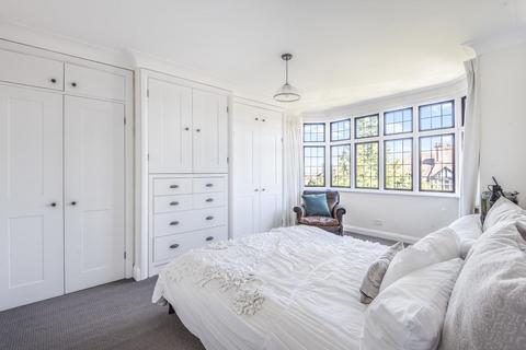 12 Forest Ridge, Beckenham, BR3 3NH