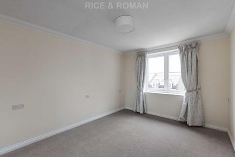1 bedroom retirement property for sale - Churchfield Road, Walton On Thames KT12
