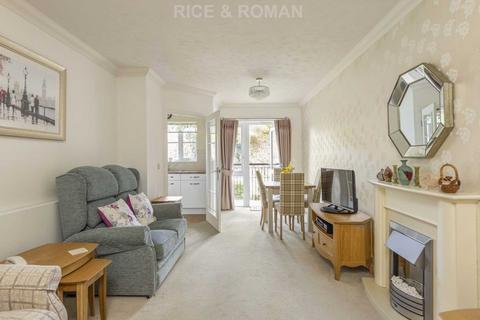 1 bedroom retirement property for sale - Churchfield Road, Walton On Thames KT12
