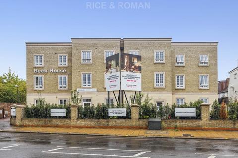 2 bedroom retirement property for sale, Twickenham Road, Isleworth TW7