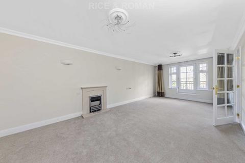 2 bedroom retirement property for sale, Epsom Road, Leatherhead KT22