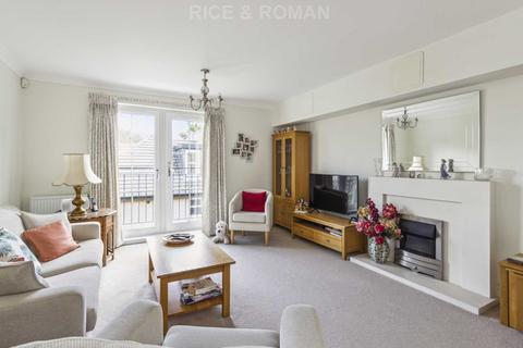 1 bedroom apartment for sale - High Street, Hampton TW12
