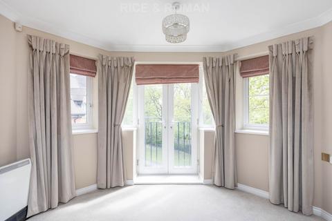 2 bedroom retirement property for sale, Manor Road North, Esher KT10