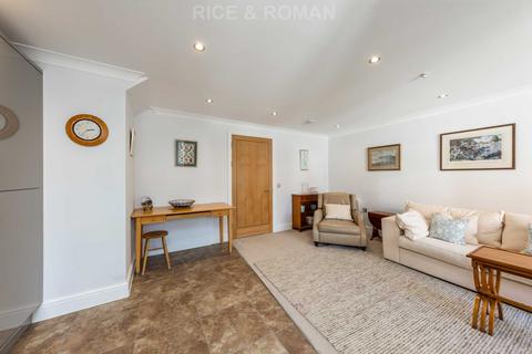 2 bedroom retirement property for sale - Rise Road, Ascot SL5
