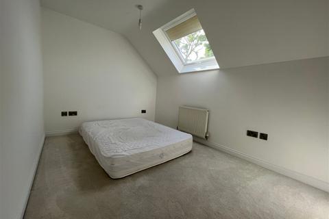 9, Keresforth House Dark Lane, Barnsley, S70 6RZ