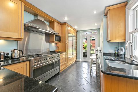10 Windsor Road, Richmond, TW9 2EL