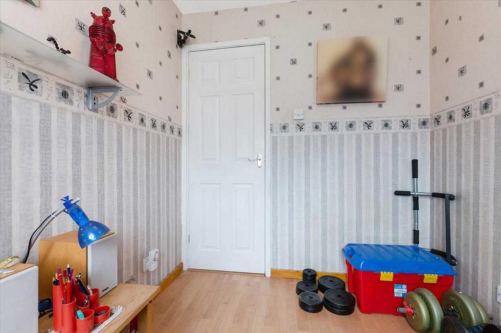 Bedroom Two (2)