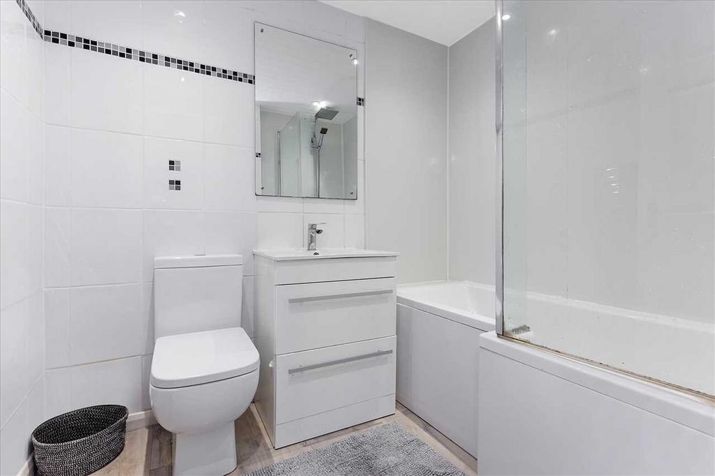 Bathroom (1)