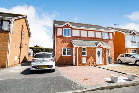 18 Cadwalader, Kinmel Bay, Rhyl, LL18 5FG