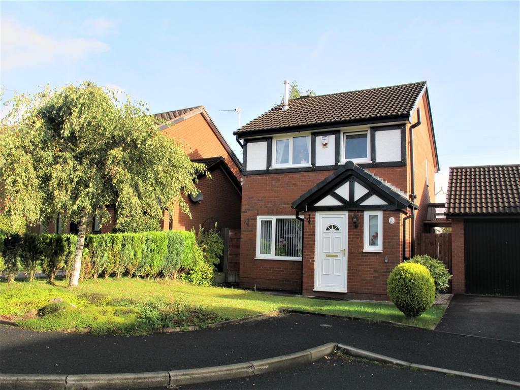 Shirebrook Drive, Radcliffe M26 3 bed detached house for sale £250,000