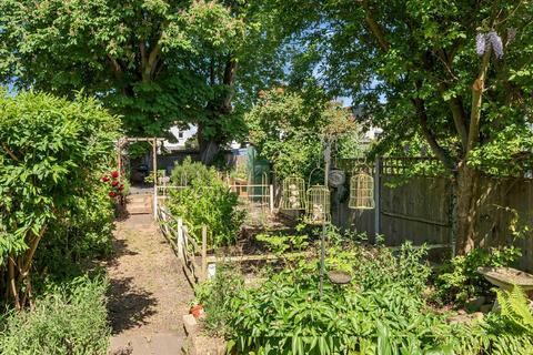 13 Great Elms Road, Bromley, BR2 9NE