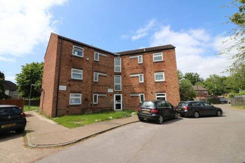 1 bedroom flat to rent, Hedges Close, Hatfield, AL10