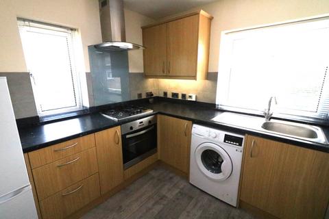 1 bedroom flat to rent, Hedges Close, Hatfield, AL10