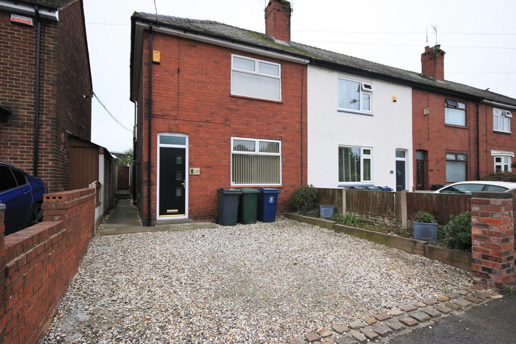 Ormskirk Road, Upholland, Wigan, West Lancashire, WN8 0AA 2 bed end of