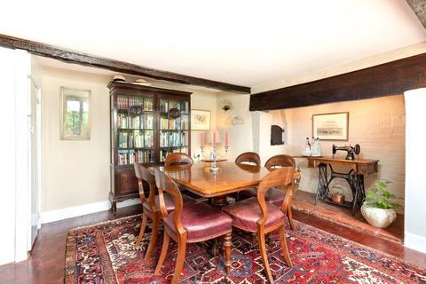 Gardeners Cottage Snow Hill, Dinton, Salisbury, SP3 5HN