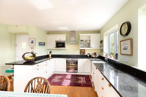 Gardeners Cottage Snow Hill, Dinton, Salisbury, SP3 5HN