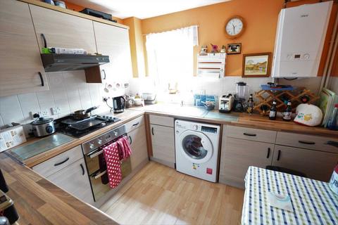 2 bedroom apartment for sale, Farncombe Road, Lewes